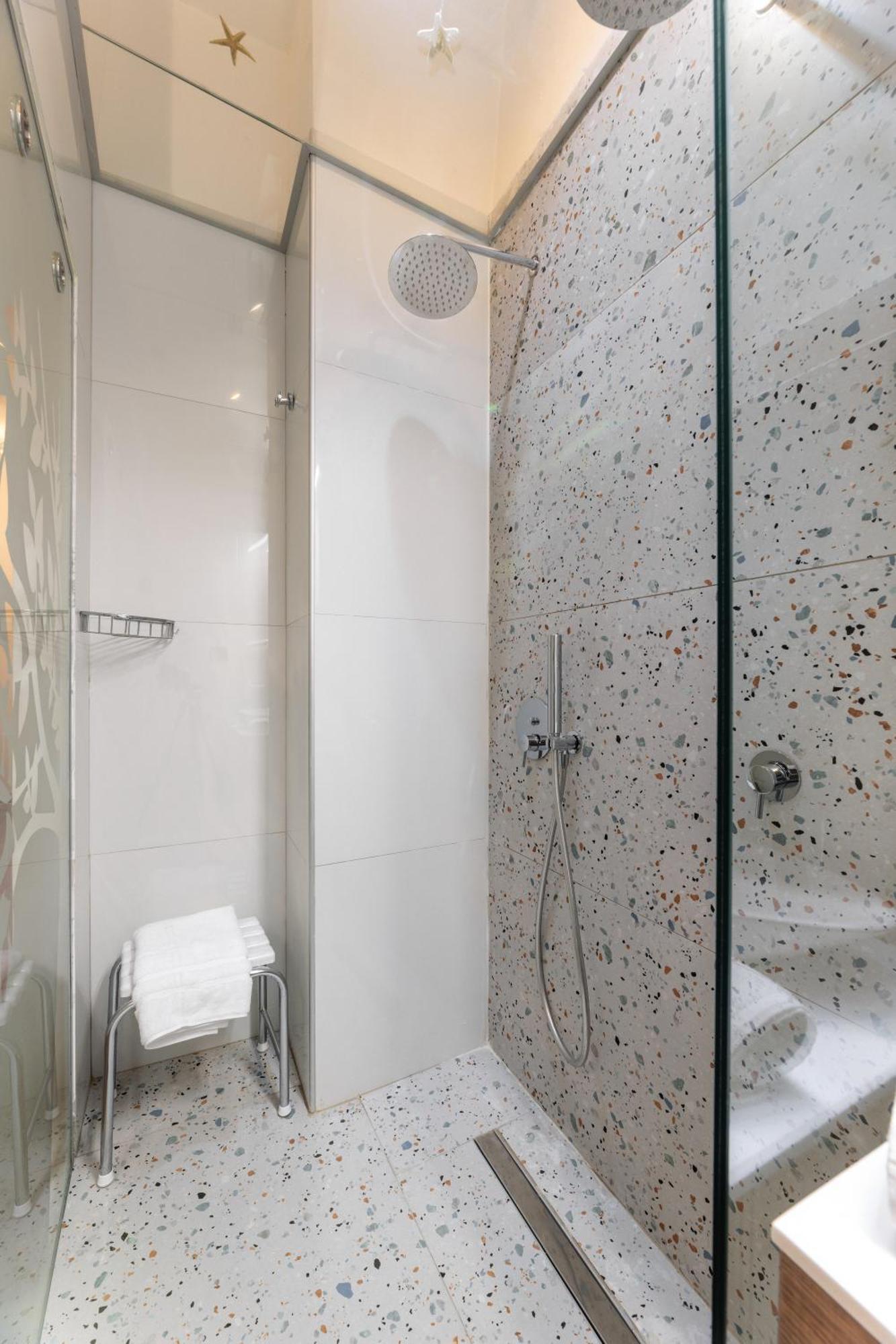 Couple-In Magical Suite With Jacuzzi Szaloniki Kültér fotó